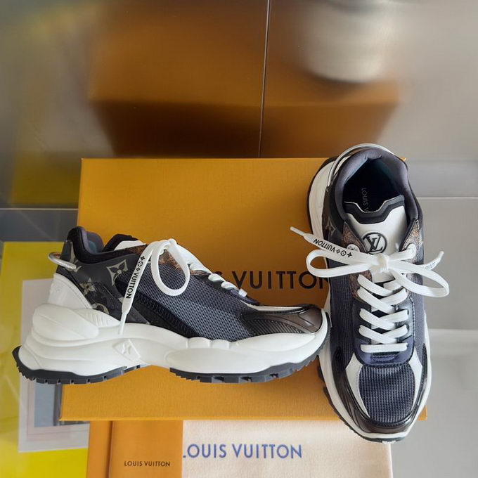 Louis Vuitton Sneakers Wmns ID:20250217-117